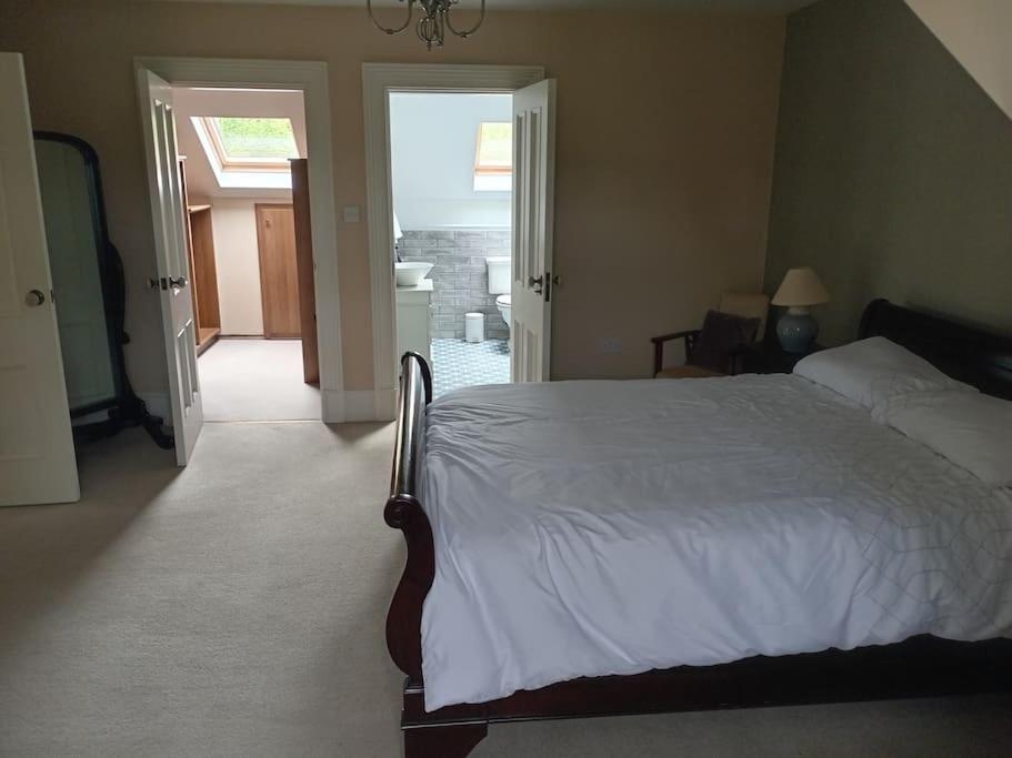 Conveniently Located House To Enjoy All Of Kerry Tralee Extérieur photo